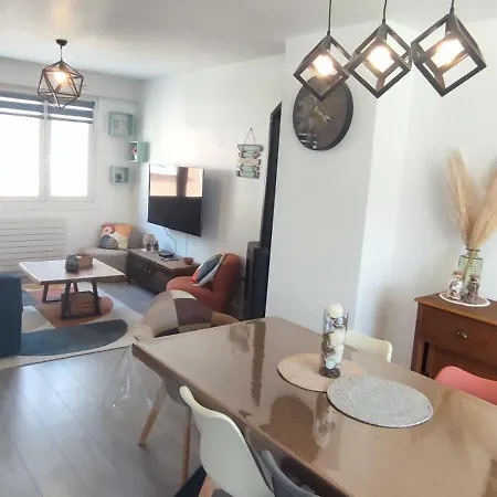 Lägenhet Au Bon Endroit - 4-6 Pers