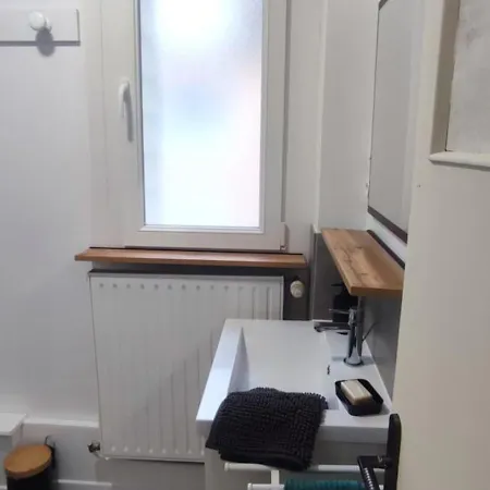 Lägenhet Au Bon Endroit - 4-6 Pers